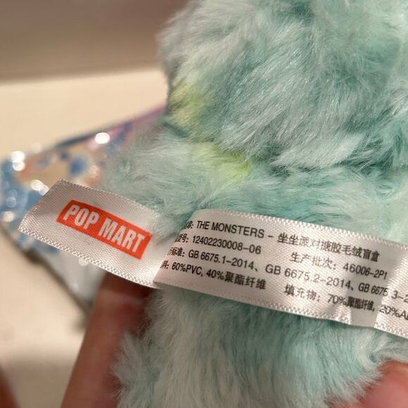 LABUBU THE MONSTERS Pop Mart Big Into Energy BLIND Sealed Bag Keyring (One Bag) - Picture 6 of 8